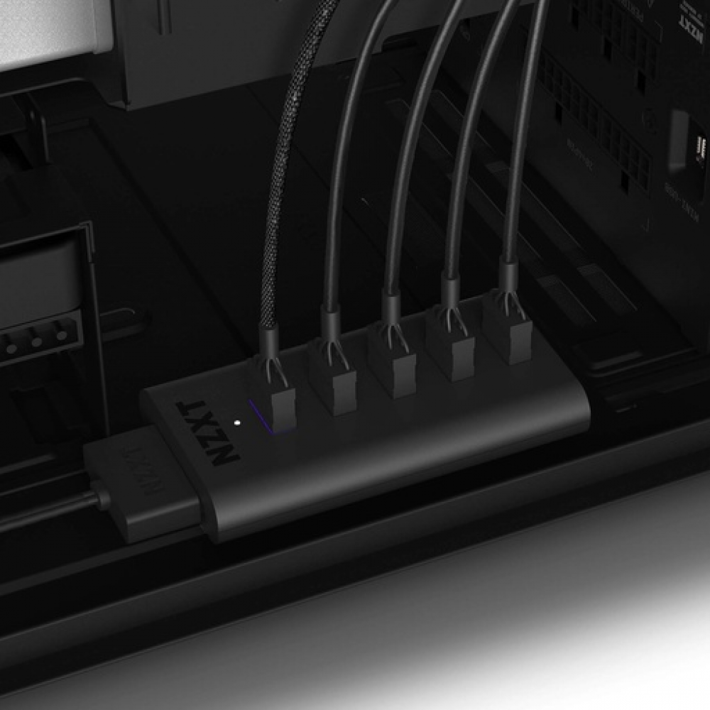 NZXT Internal USB Hub 3