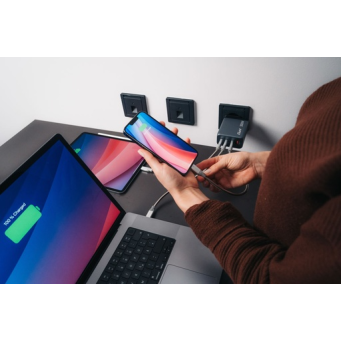 Verbatim GaN USB-A και 3 Θύρες USB-C 200W Power Delivery / Quick Charge 3.0 Gray